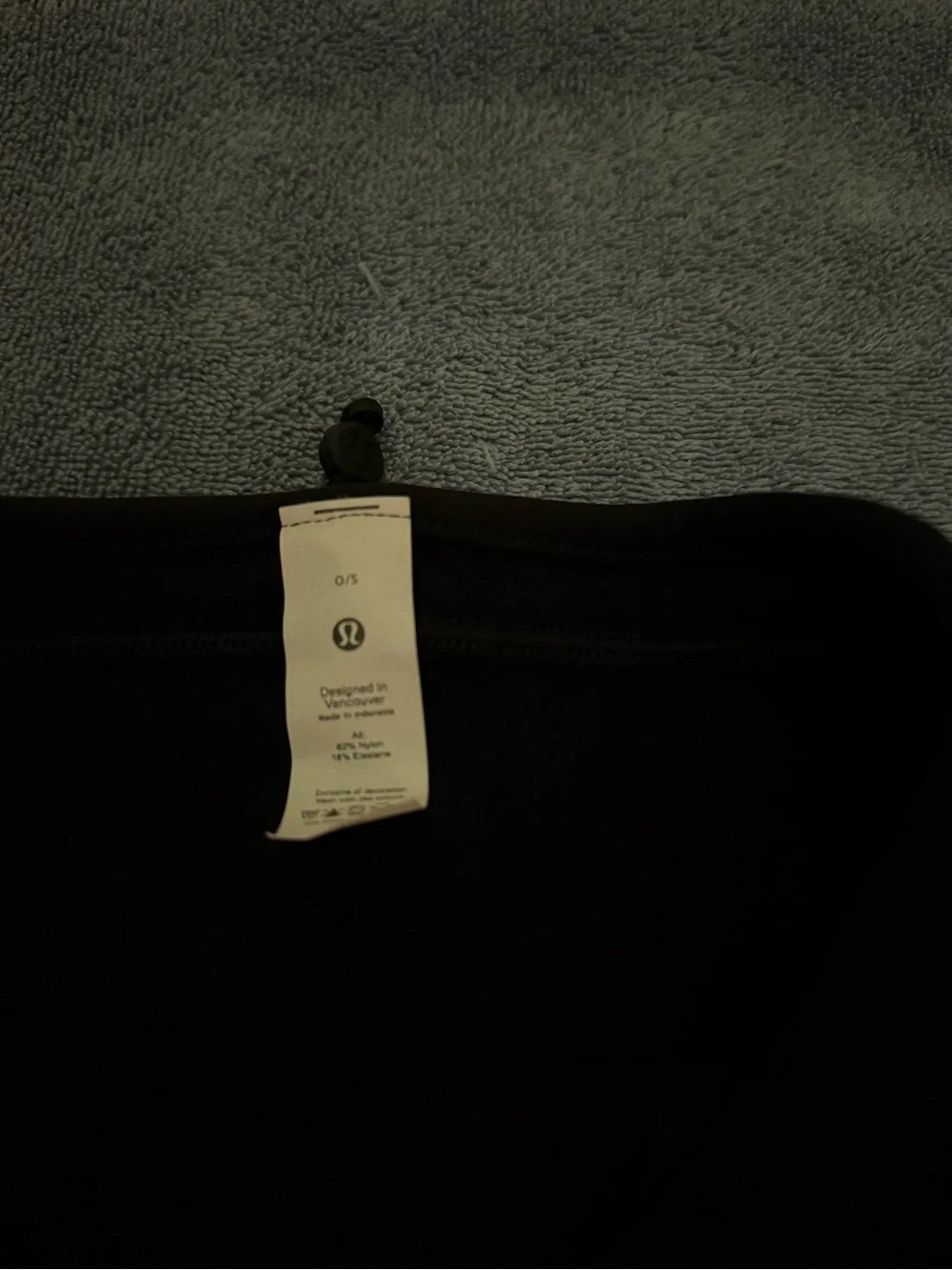 lululemon athletica Black Drawstring neck warmer
